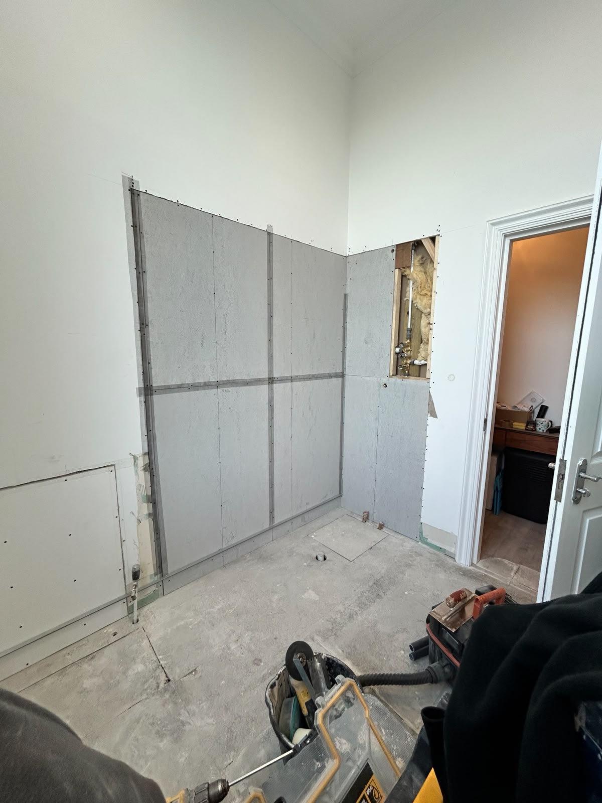 Skim & finish
